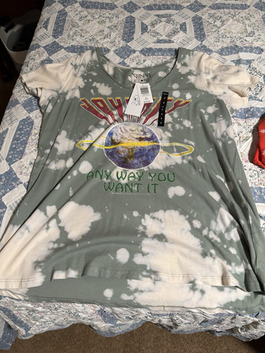 Ladies Plus Size Torrid Shirt Size 2