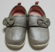 NEW CARTERS Toddler Girls Silver Metallic Shoes w Bow Size 4.5