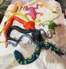 11  Lot Toy Rubber Snake Fake Snakes Scare Prank Props Project Rattle Snake Frog