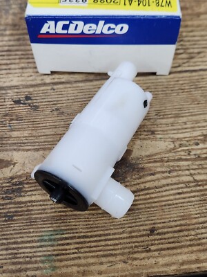 NOS OEM GM Windshield Washer Pump fits 2007-2010 Saturn Sky Relay