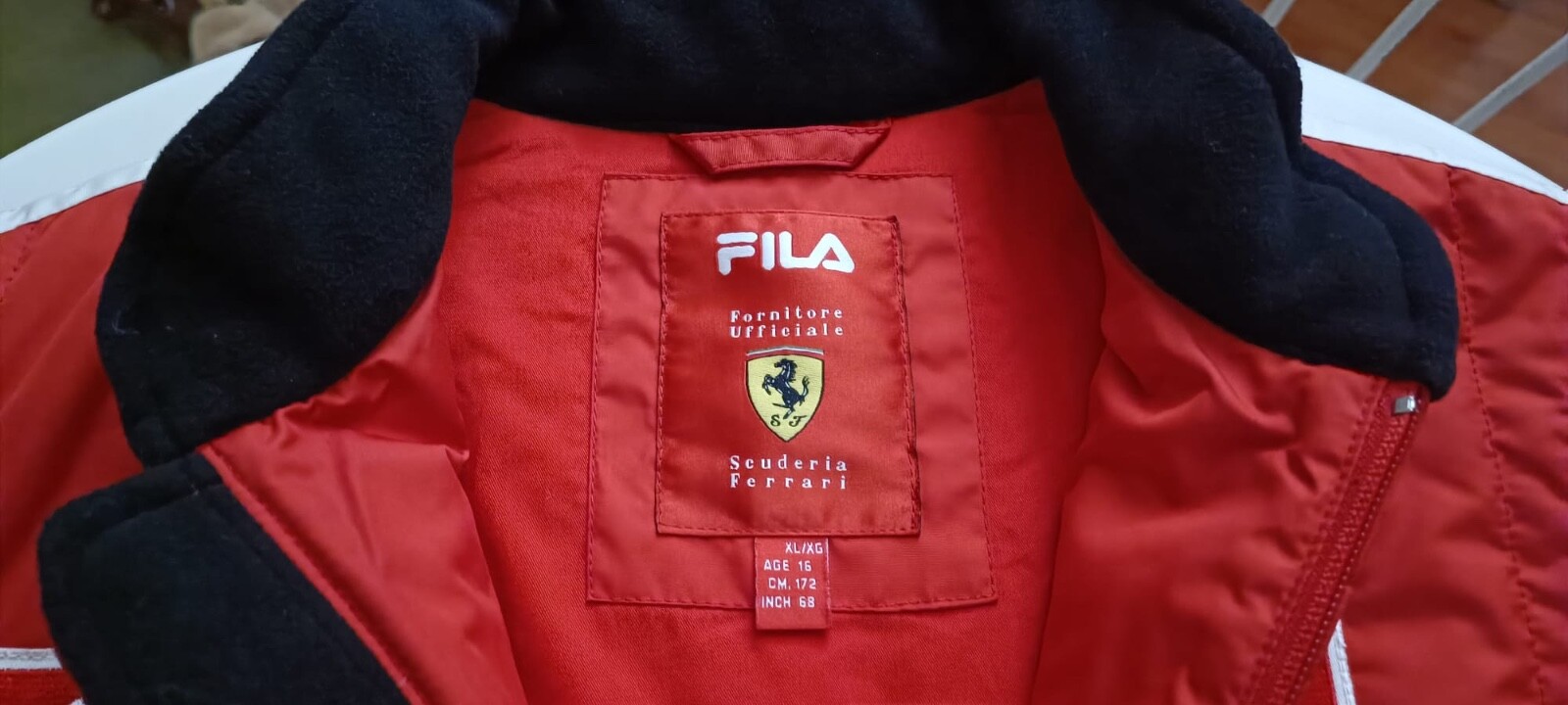 Gilet vintage Fila Ferrari Racing Rosso Vodafone Shell Bridgestone 2002