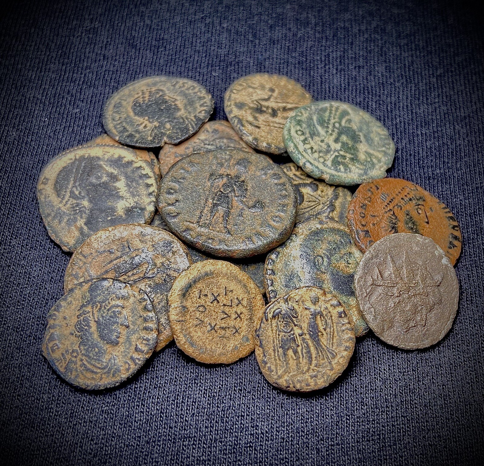 THREE RANDOM ANCIENT ROMAN BRONZE COINS - 1500+ YEARS OLD | eBay