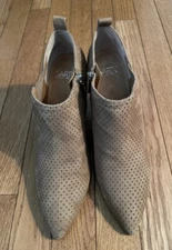 Sarto Franco Sarto Newbury 3 Booties Women’s Size 8 Perforated Cone Heel 3.5”