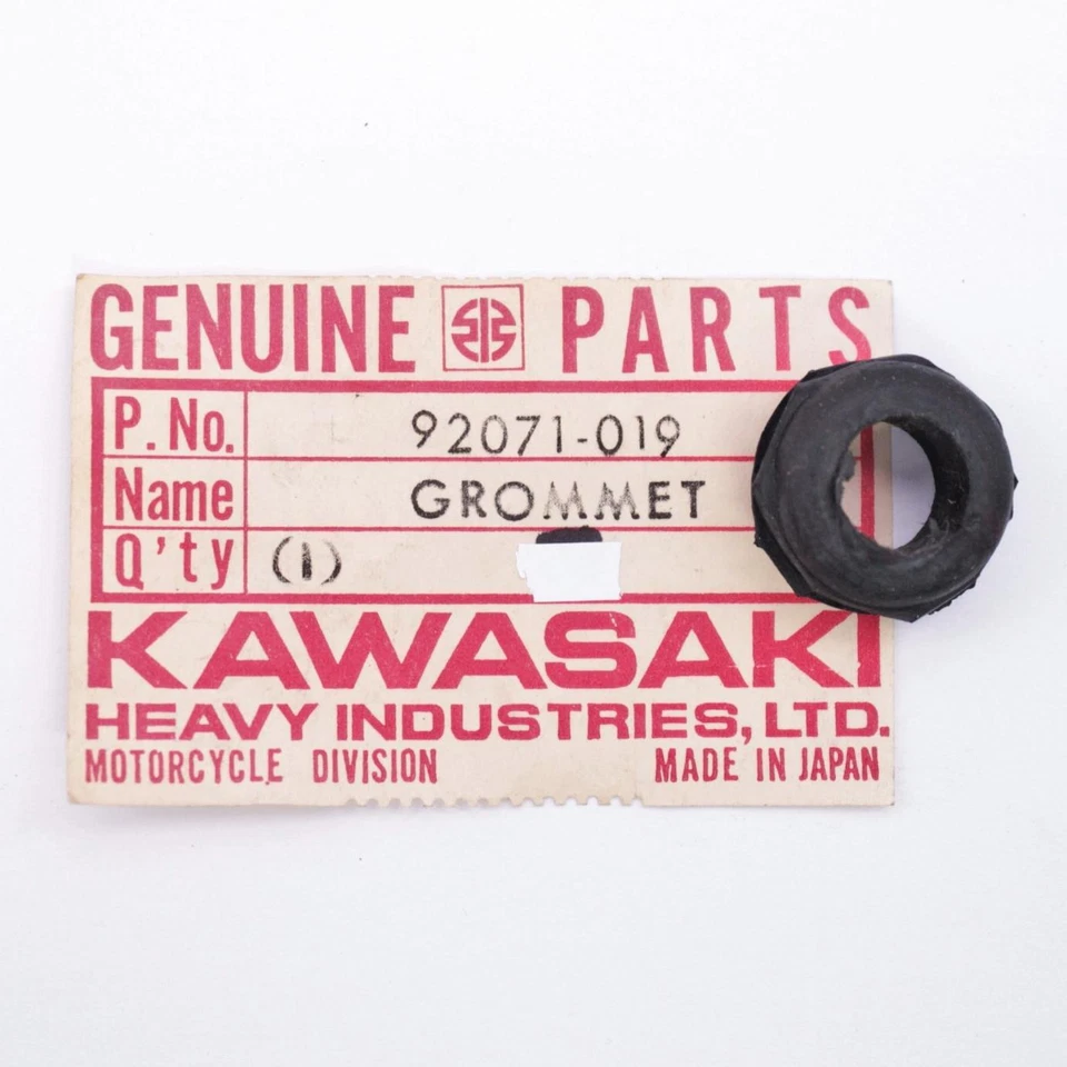 Kawasaki Harness Grommet Part Number - 92071-019 - Image 2 of 2