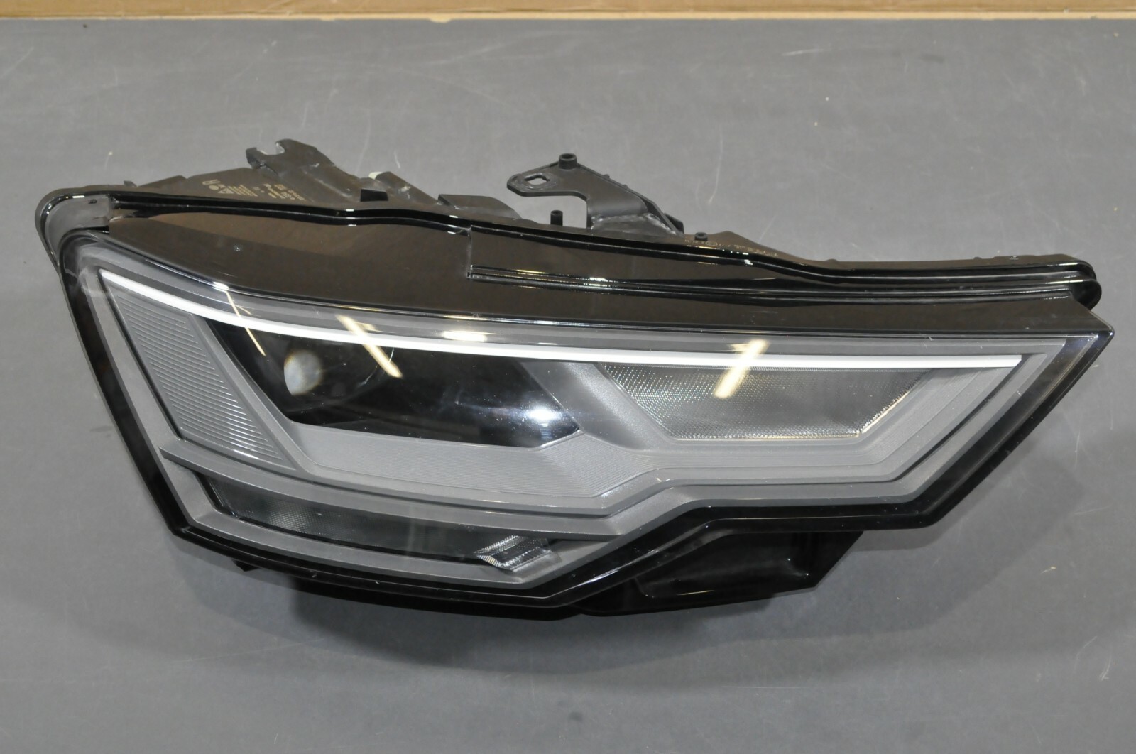 Original AUDI A6 4K C8 2018-2020 LED Scheinwerfer Rechts 4K0941034