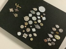 Lot of mixed VTG/antique Catholic religious medals,cross pendants,a few Italy