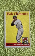 1958 Topps - Roberto Clemente #52 Team Name in White