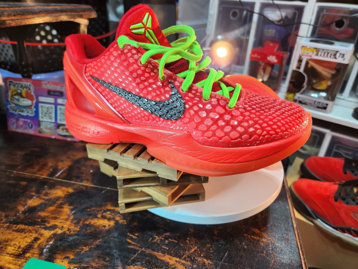 kobe grinch size 4.5