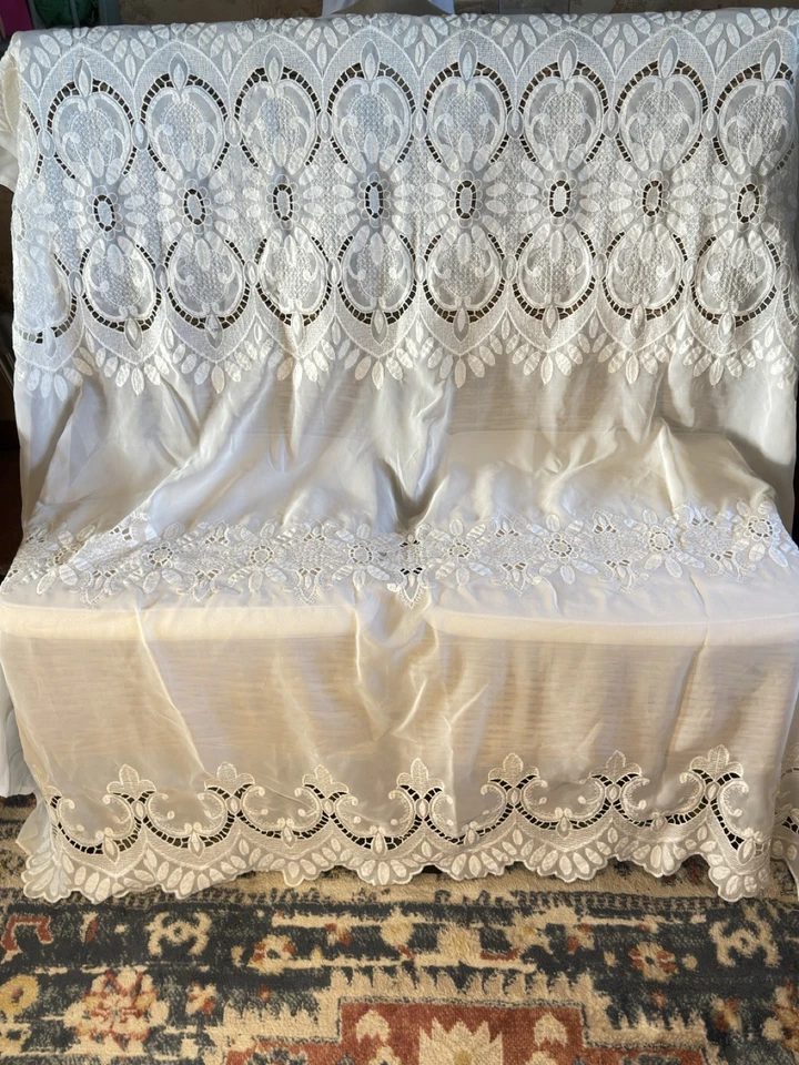 Винтажная прозрачная панель с вышивкой с цветочным рисунком с зубчатым подолом 60 дюймов x 84 дюйма - Изображение 2 из 2