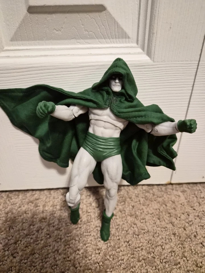 Customs Creations: Mcfarlane DC Multiverse The Spectre Wired Cape and Hood - Image 2 of 4
