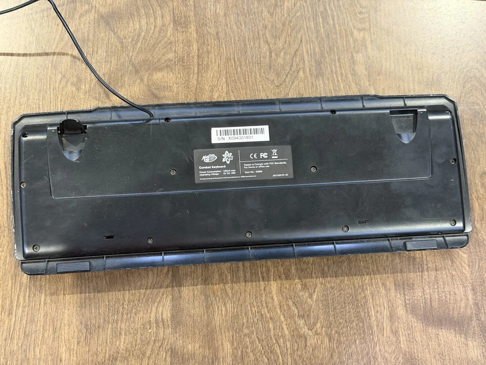 Mad Catz Call of Duty: Modern Warfare 2 Combat Keyboard for PC | USB Wired - Image 2 of 2