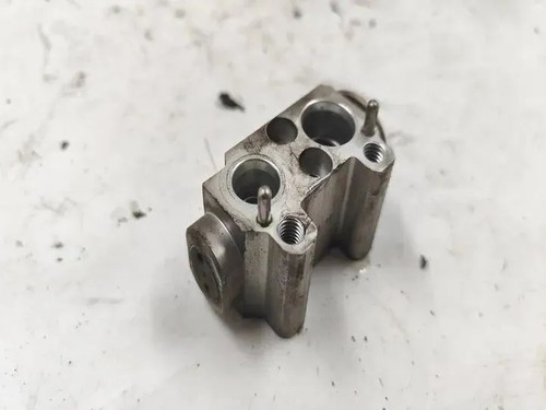 BMW 1 Cabrio E88 A/C Conditioner Expansion Valve 922607802 2.00 Diesel 27174746