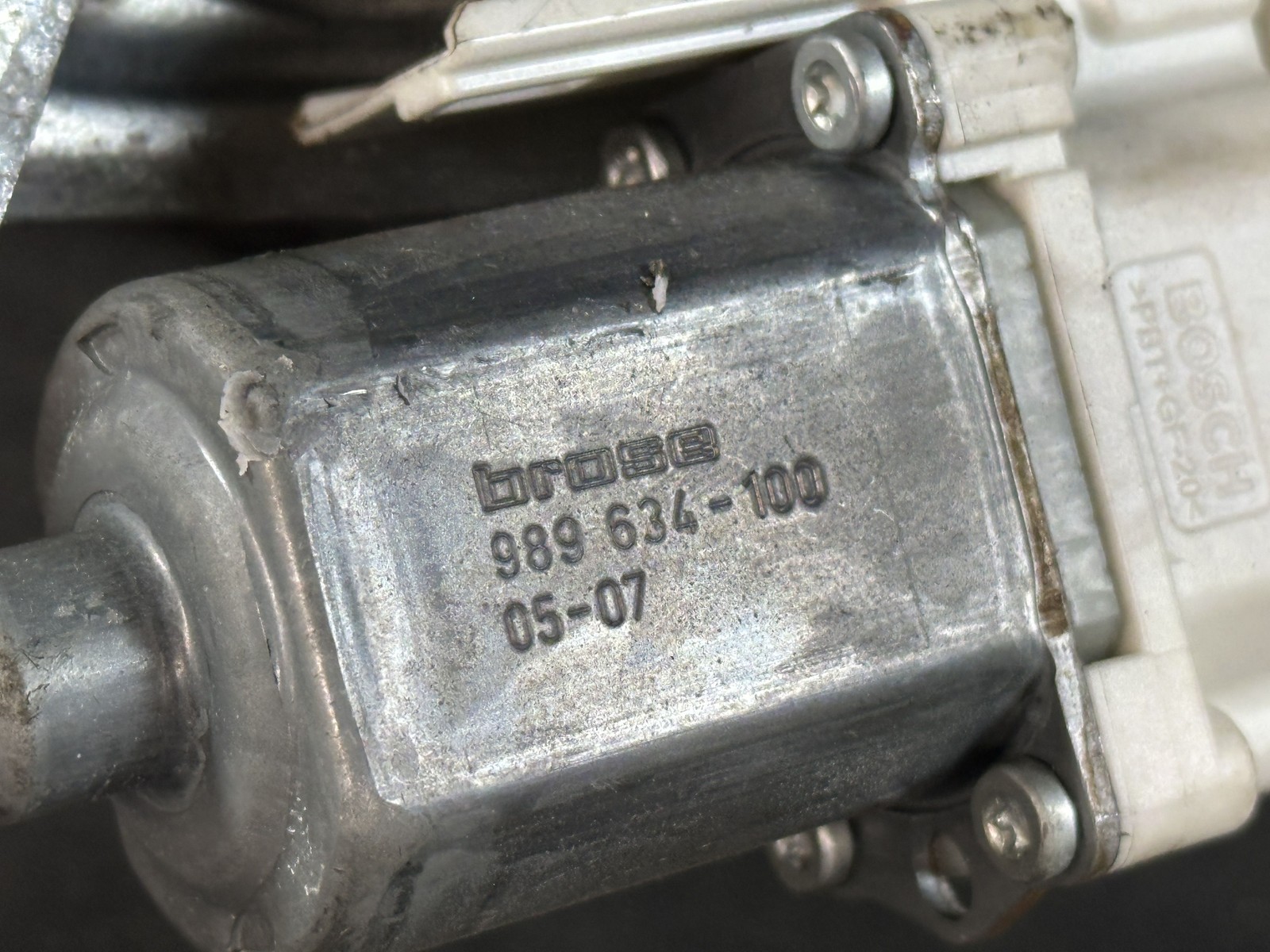 06-12 ECLIPSE COUPE FRONT PASSENGER RIGHT POWER WINDOW GLASS REGULATOR W/ MOTOR