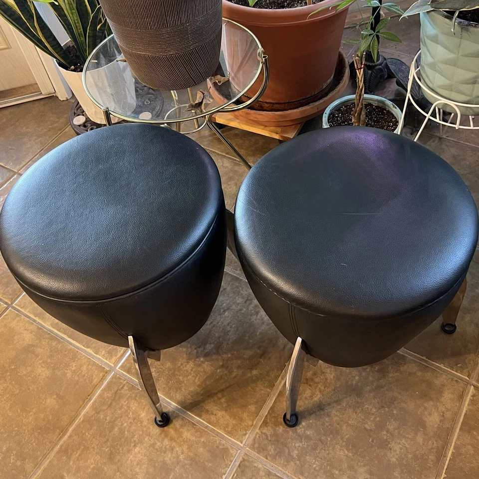 Vintage 1970s Black Leather & Chrome Space Age Footstools Retro - Image 4 of 4