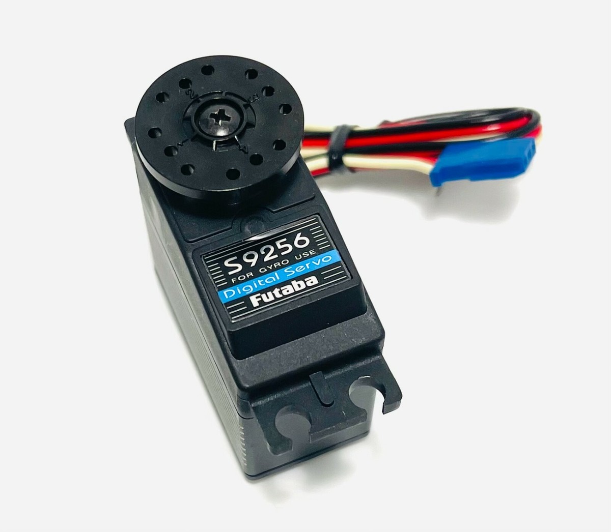 新品Futaba Futaba AVCS GY611 ジャイロ S9256付 GY611 AVCSジャイロ+