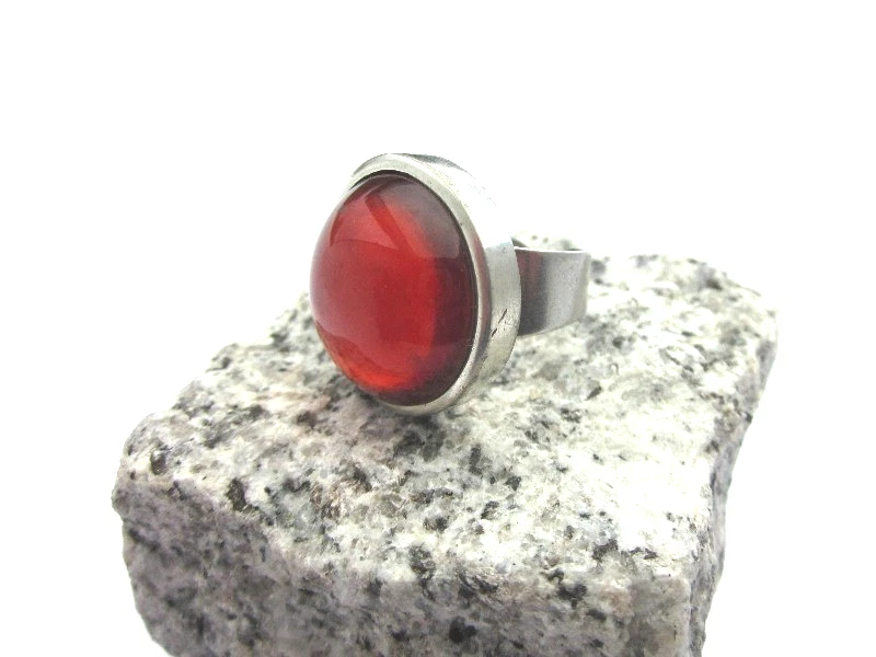 Toller Ring mit "Orange" rund Capiz Muschel in Harz v Culture Mix - Bild 2 von 3