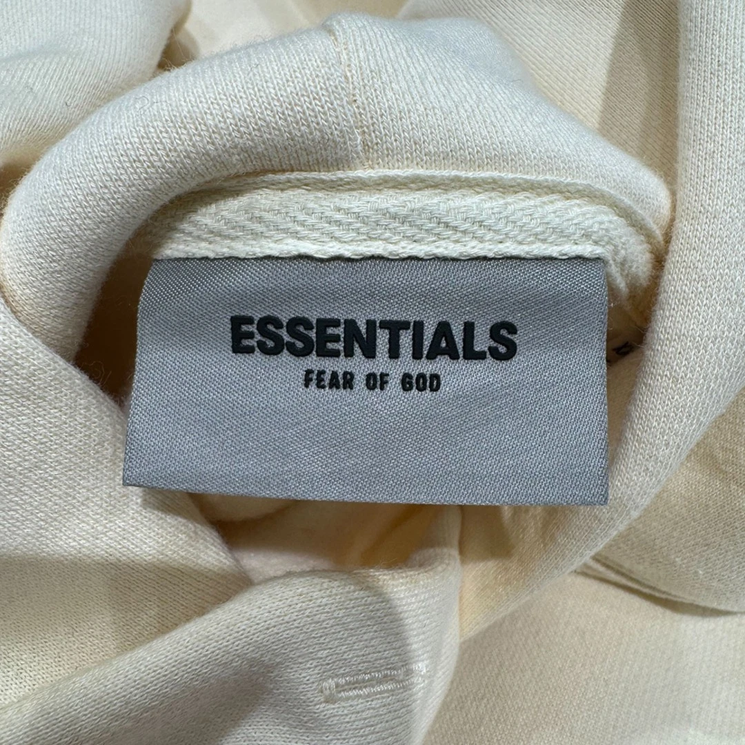 Felpa con cappuccio FEAR OF GOD ESSENTIALS logo gomma pullover beige usata ed4a3911bd79