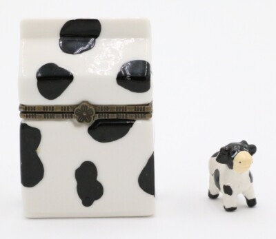 Direct Connection Industry Co 1997-2000 Milk Jug Trinket Box w/ small cow