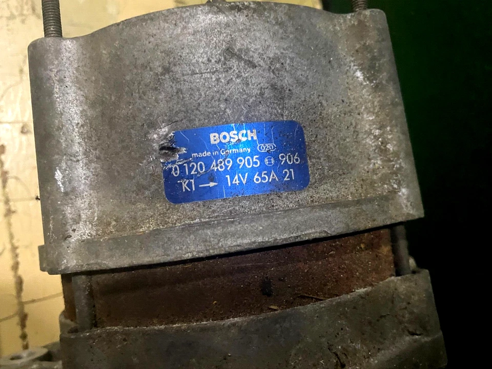 Bosch 0 120 489 905 906 65 Amp Alternator for Alfa Romeo GTV-6 - Image 4 of 4