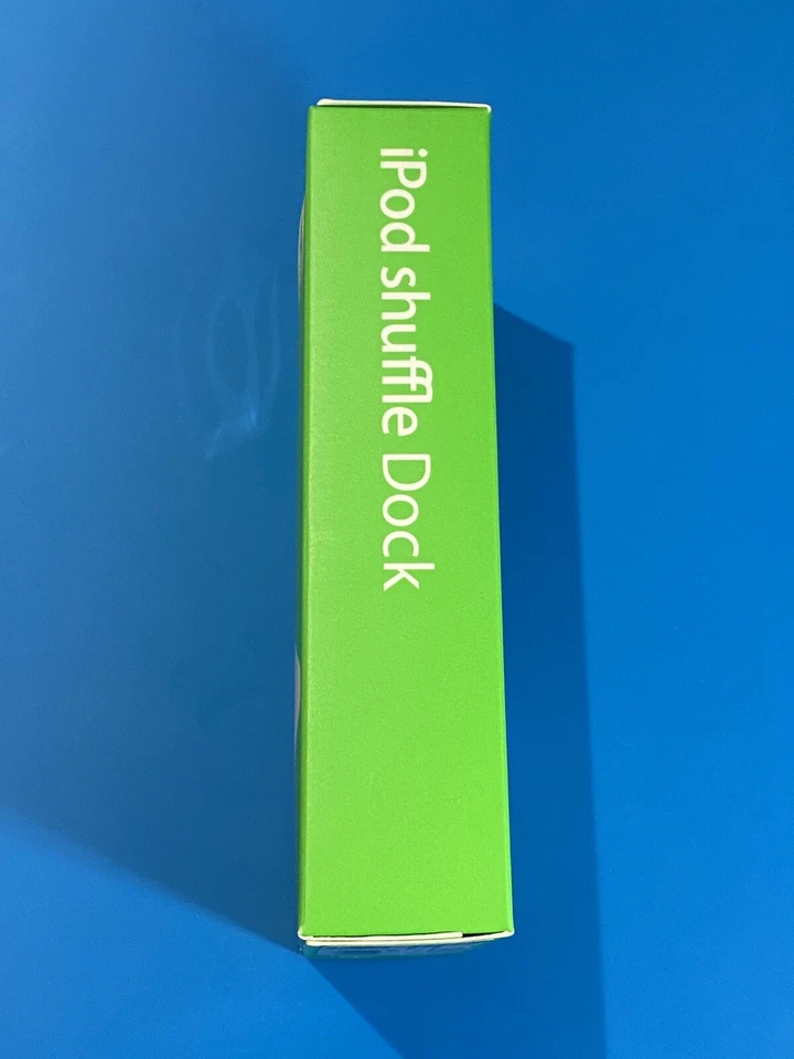 Sealed New Apple iPod shuffle Dock (for iPod shuffle 1st Generation) - Image 3 of 4