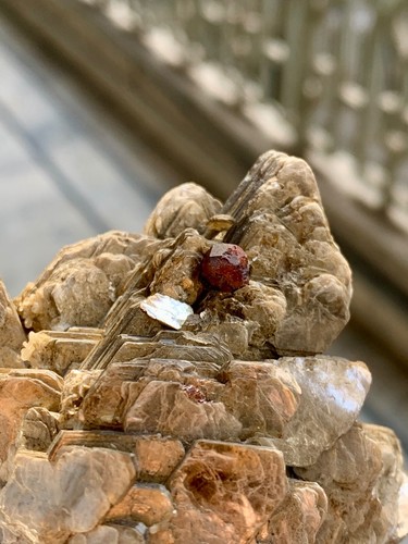 Cherry Red Garnet on Passionate Muscovite Shigar Skardu Pakistan - Picture 3 of 9