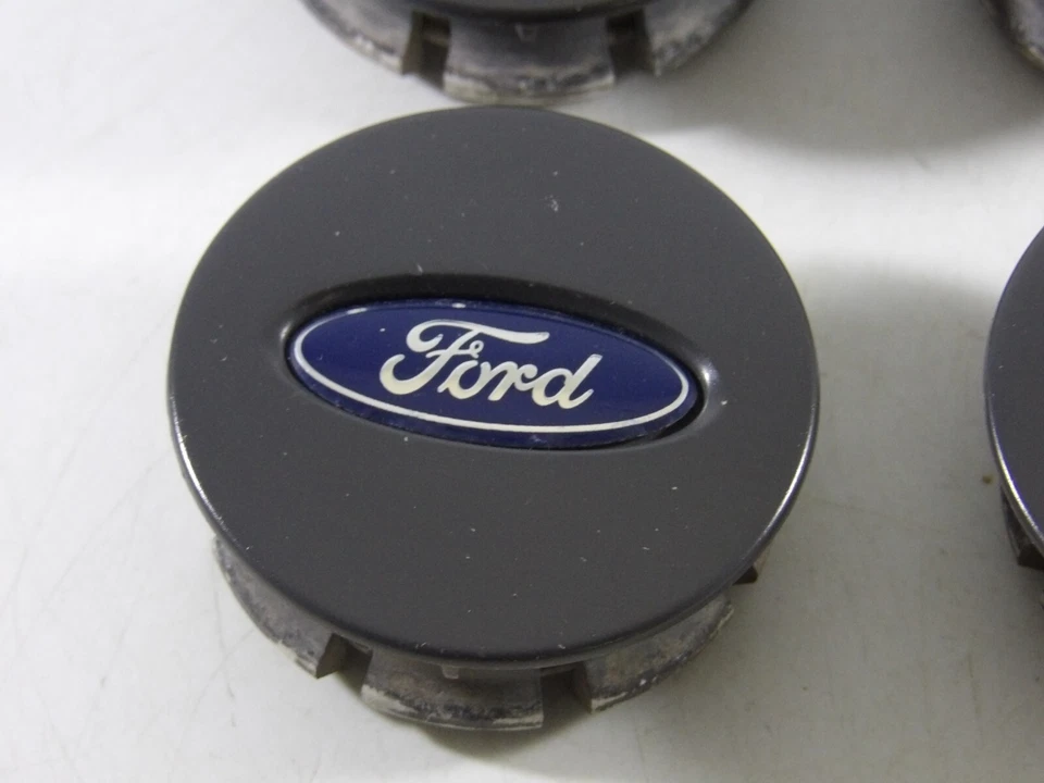 Set of 4 2001 2002 2003 2004 2005 2006-2007 Ford Escape Wheel Center Caps - Image 4 of 4