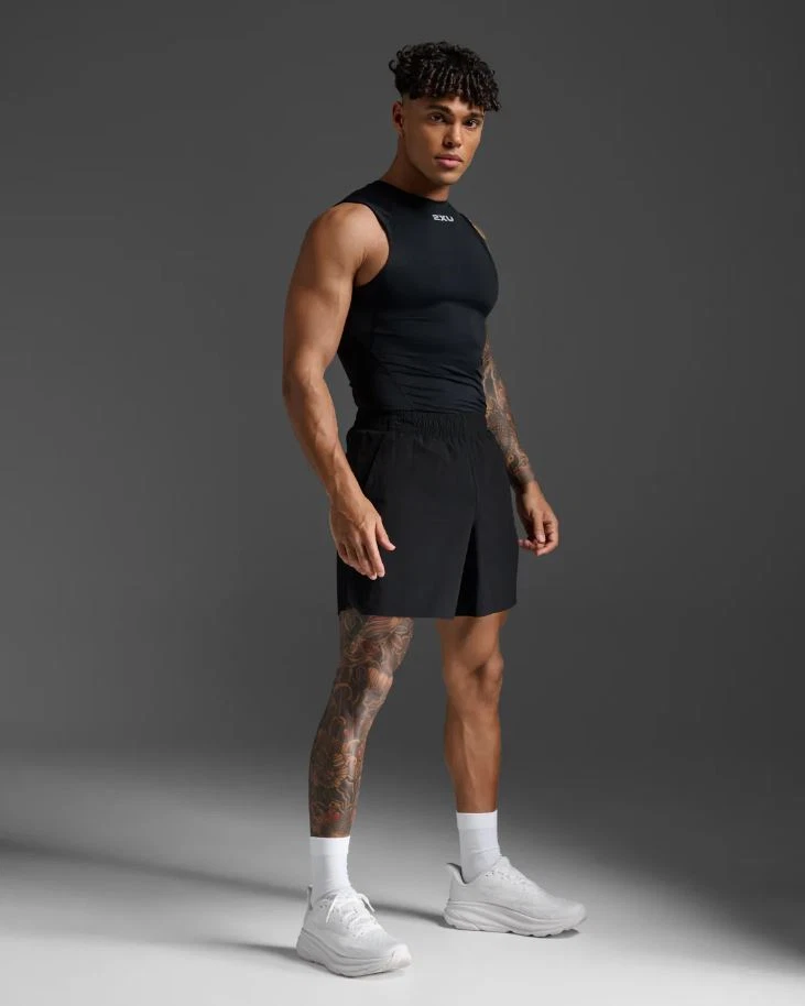 2XU Mens Core Compression Sleeveless Top- Black - Image 2 of 4