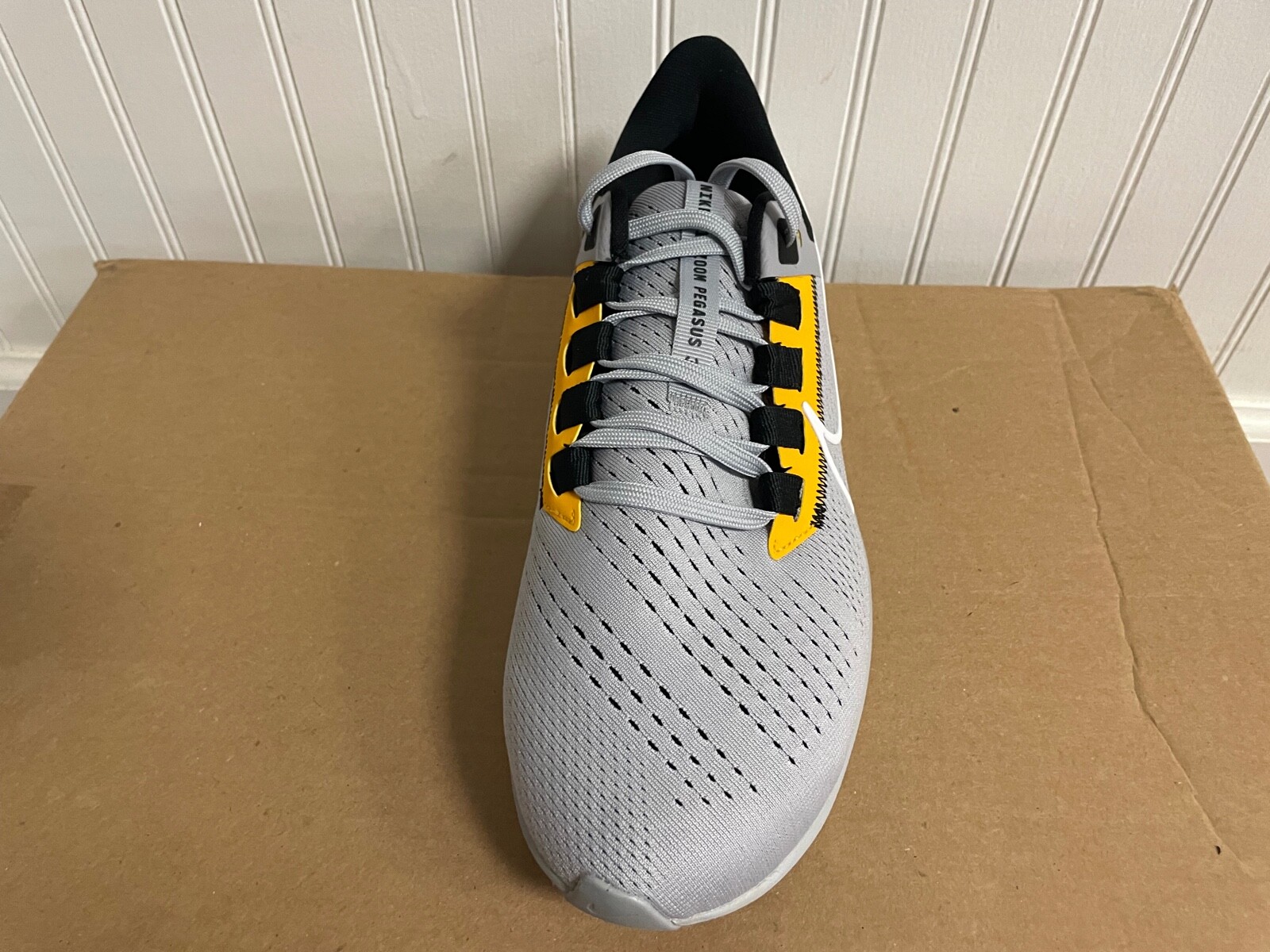 nike air zoom pegasus 36 steelers