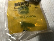 M134505  GENUINE John Deere Original Equipment  PLUG