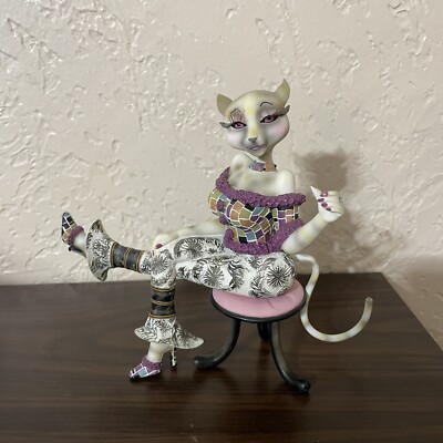  ''Margaret Le Van Alley Cats'' series, specifically the LUSHUS Model 