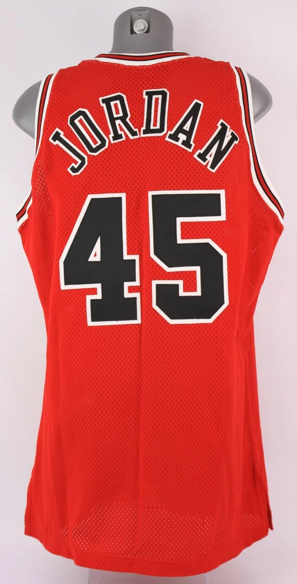 Men's VTG 94-95 Champion NBA Chicago Bulls Michael Jordan 45 Away Jersey sz  36