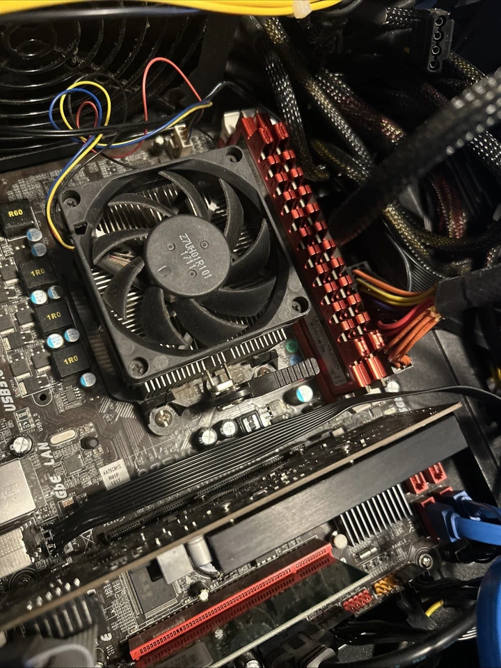 PC gaming antiguo Foto 2 de 4