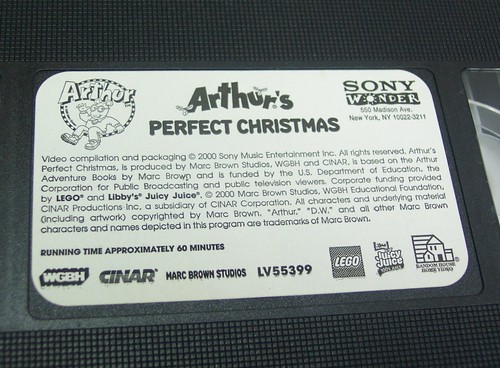 ARTHUR ARTHUR'S PERFECT CHRISTMAS VHS VIDEO 2001 - Picture 3 of 3