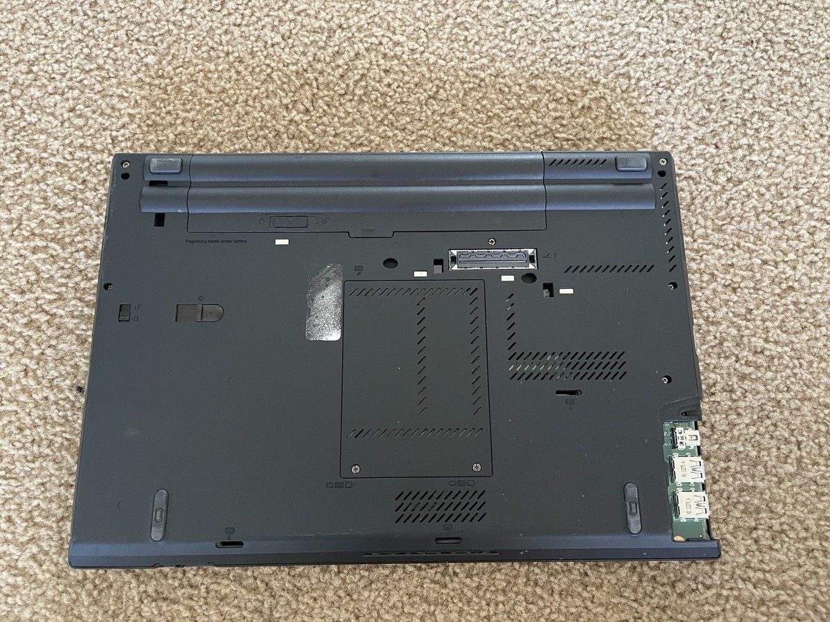 ジャンク品　Thinkpad T430 Lenovo ThinkPad T430 14” Laptop Boots CRACKED SCREEN i5, 4gb