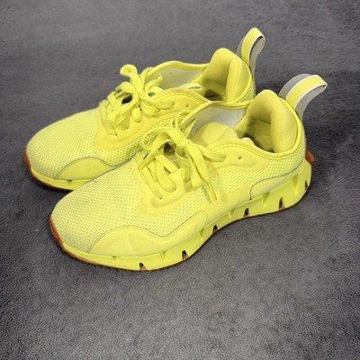 Reebok Zig Dynamica Womens Size 8 Neon Yellow Running Training Sneakers Tennis