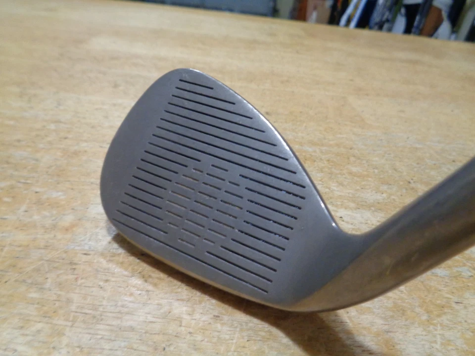 TOMMY ARMOUR Ti 100 Titanium Pitching Wedge PW IRONS IRON Graphite R-Flex - Image 4 of 4