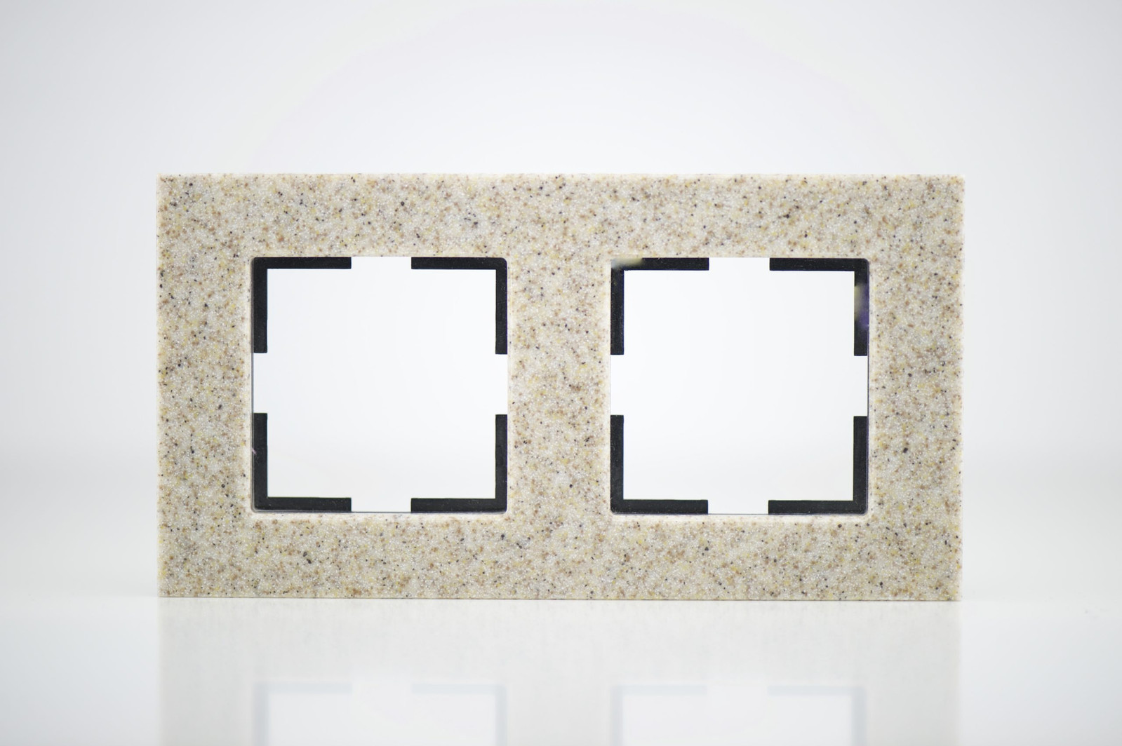 Plaque de finition Corian grès 2 postes : dites adieu aux traces de doigts sur vos interrupteurs