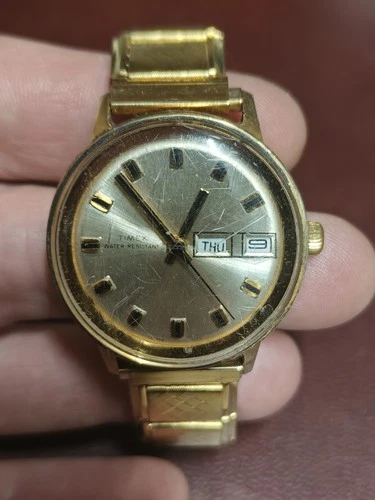 1973 Timex Marlin Day Date Water Dust Proof Men Watch New Strap Keep Time