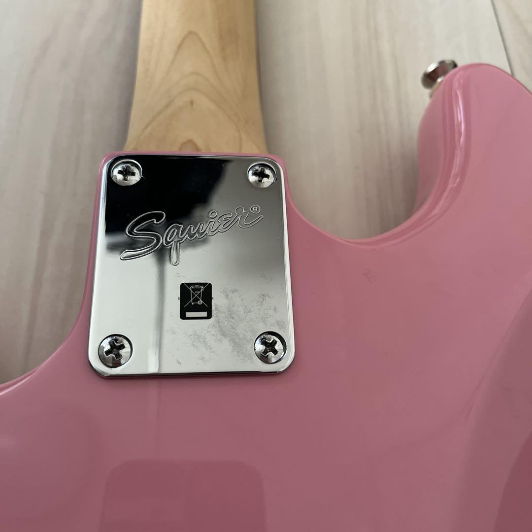 Squier Hello Kitty エレキギター ピンク Hello Kitty Pink Squier mini guitar by Fender | eBay