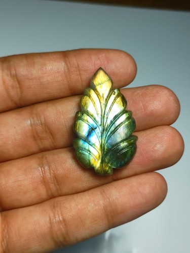 Beautiful carved labradorite leaf natural gemstone blue yellow excellent fire . - Picture 11 of 15