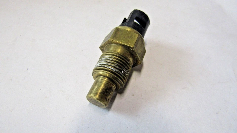 Engine Coolant Temperature Sender Airtex 1T1052  SWITCH - Image 3 of 3