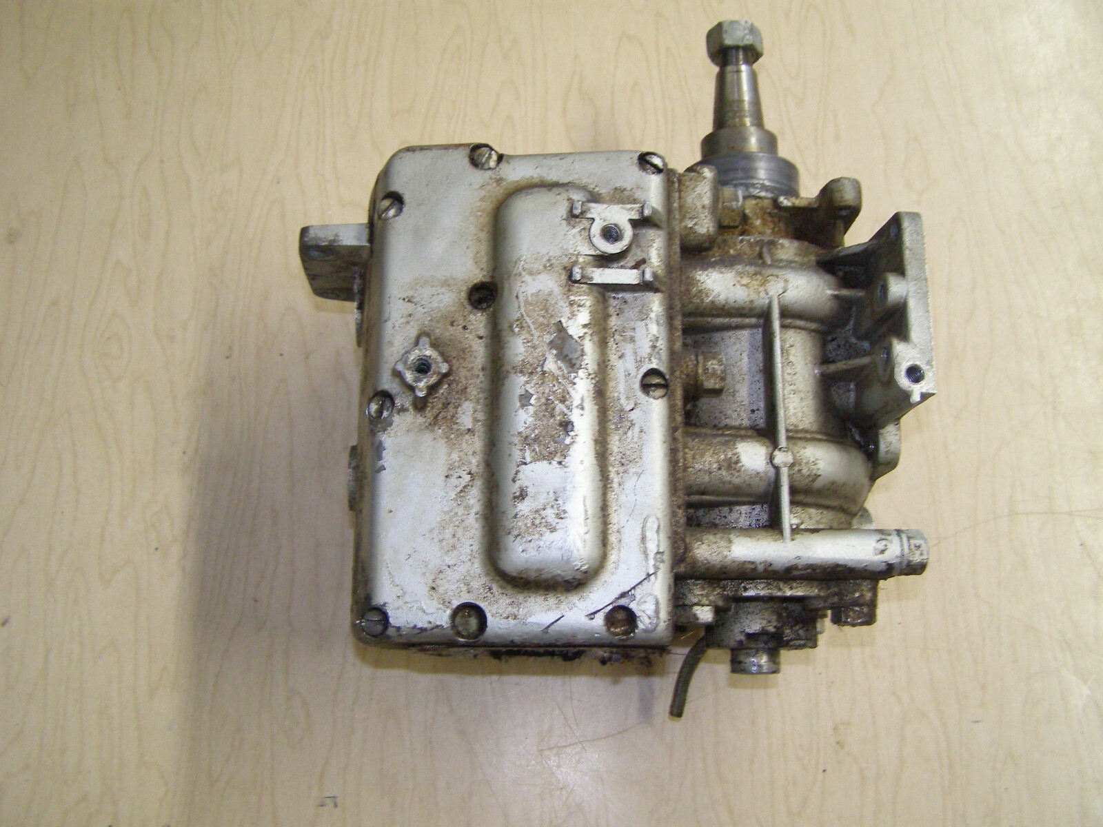 1953 5HP Hiawatha 350MI257973B Outboard Motor Power Head Engine (C) eBay