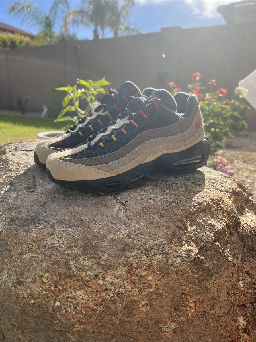 nike topographic