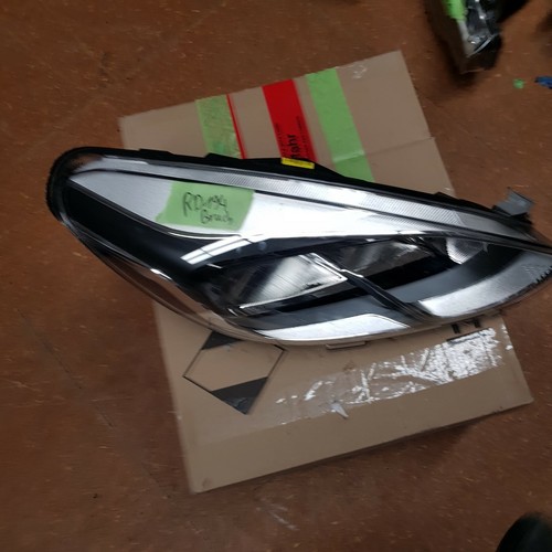 *8 RD194 Scheinwerfer Rechts FORD FIESTA 17-  H1BB 13W029 AD