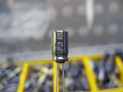 Panasonic - FC Series - Radial Electrolytic Capacitors - 50v 47uF - 10 Pieces