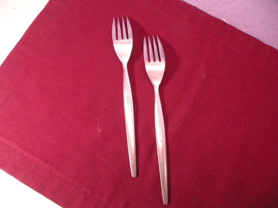 Set Of 2 Dinner Forks Stylecraft SYF18 Stainless Japan Silverware Flatware 7 3/4 - Image 4 of 4