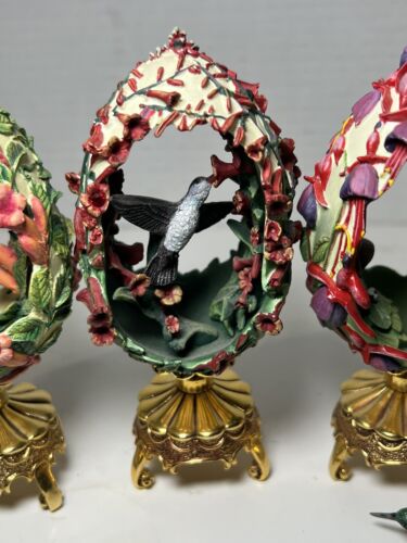 Lot of 3 Franklin Mint Faberge Eggs With Gold Base Hummingbirds Birds - Picture 3 of 12