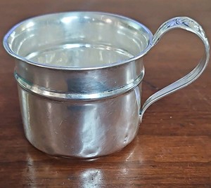 Webster #4617 Sterling: Vintage; 925 Silver, 1.75”x2.25” Fruit Vine hdl Baby Cup