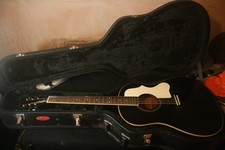 Early EPIPHONE Limited edition 1963 EJ-45 S /EB TUXEDO Acoustic Guitar Hardcase