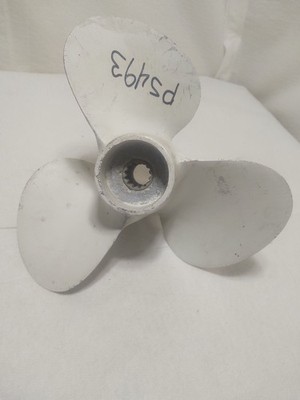 PS-493 Chrysler 55, 60, 65HP Outboard 10 X 13P 13 Spline Prop